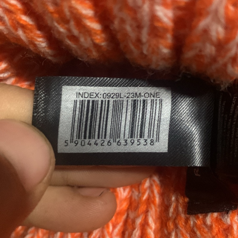 ❄️ Reserved Brand Orange Beanie New - Picture 3 of 3